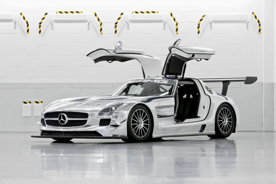  Mercedes-Benz SLS AMG GT3 2011 года  (фото 8 из 38)